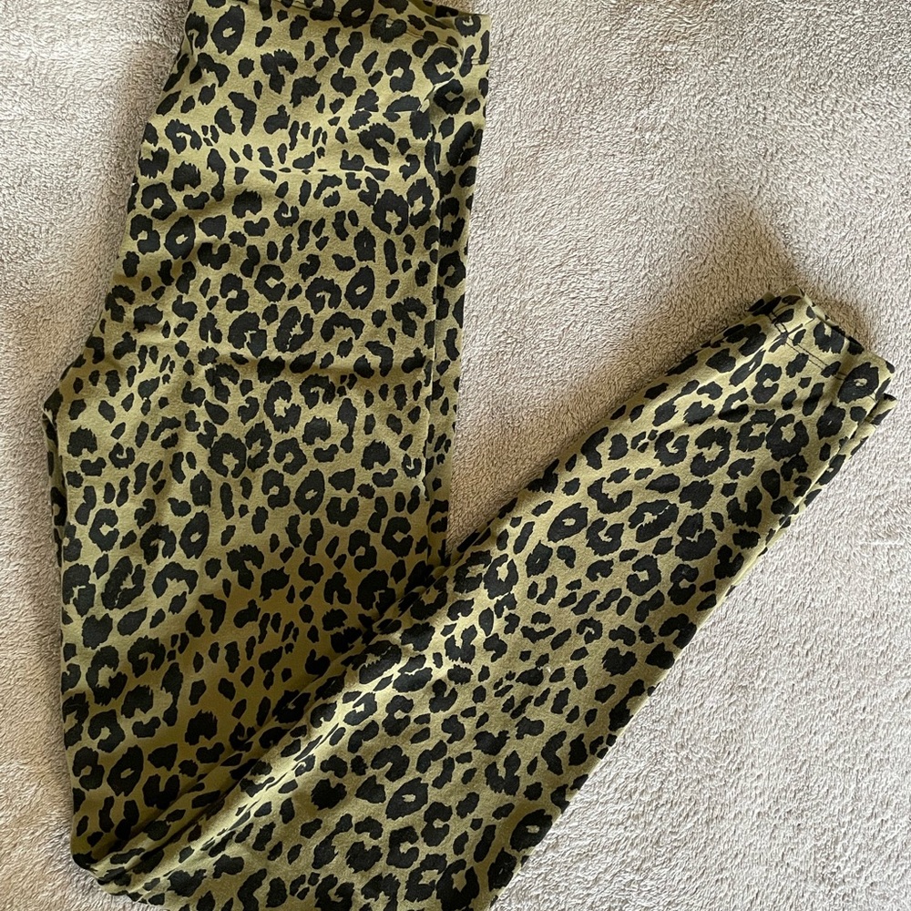 Forever 21 leggings